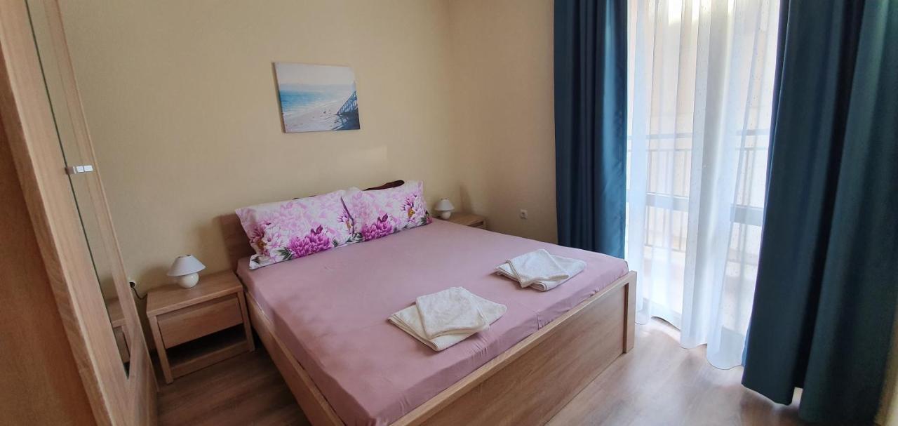 Luxury Apartments Ekaterina Черноморец Екстериор снимка