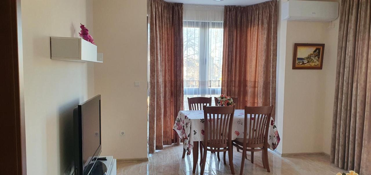 Luxury Apartments Ekaterina Черноморец Екстериор снимка