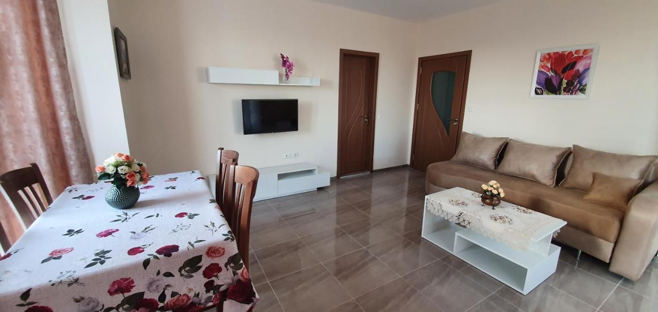 Luxury Apartments Ekaterina Черноморец Екстериор снимка