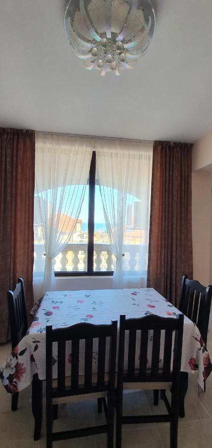 Luxury Apartments Ekaterina Черноморец Екстериор снимка