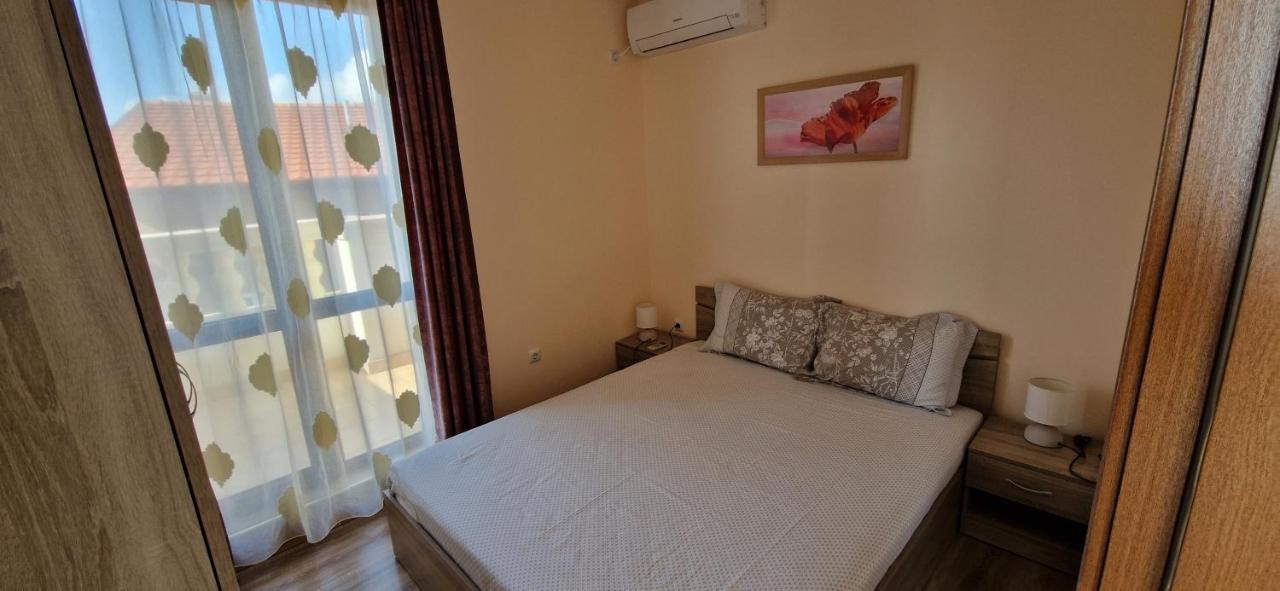 Luxury Apartments Ekaterina Черноморец Екстериор снимка